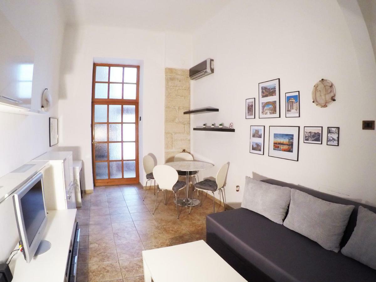 Apartman Kyra Pula Extérieur photo